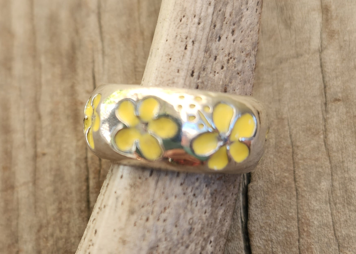 Hibiscis frangipani ring,925 sterling silver band,Hawaiian yellow enamelled flower.