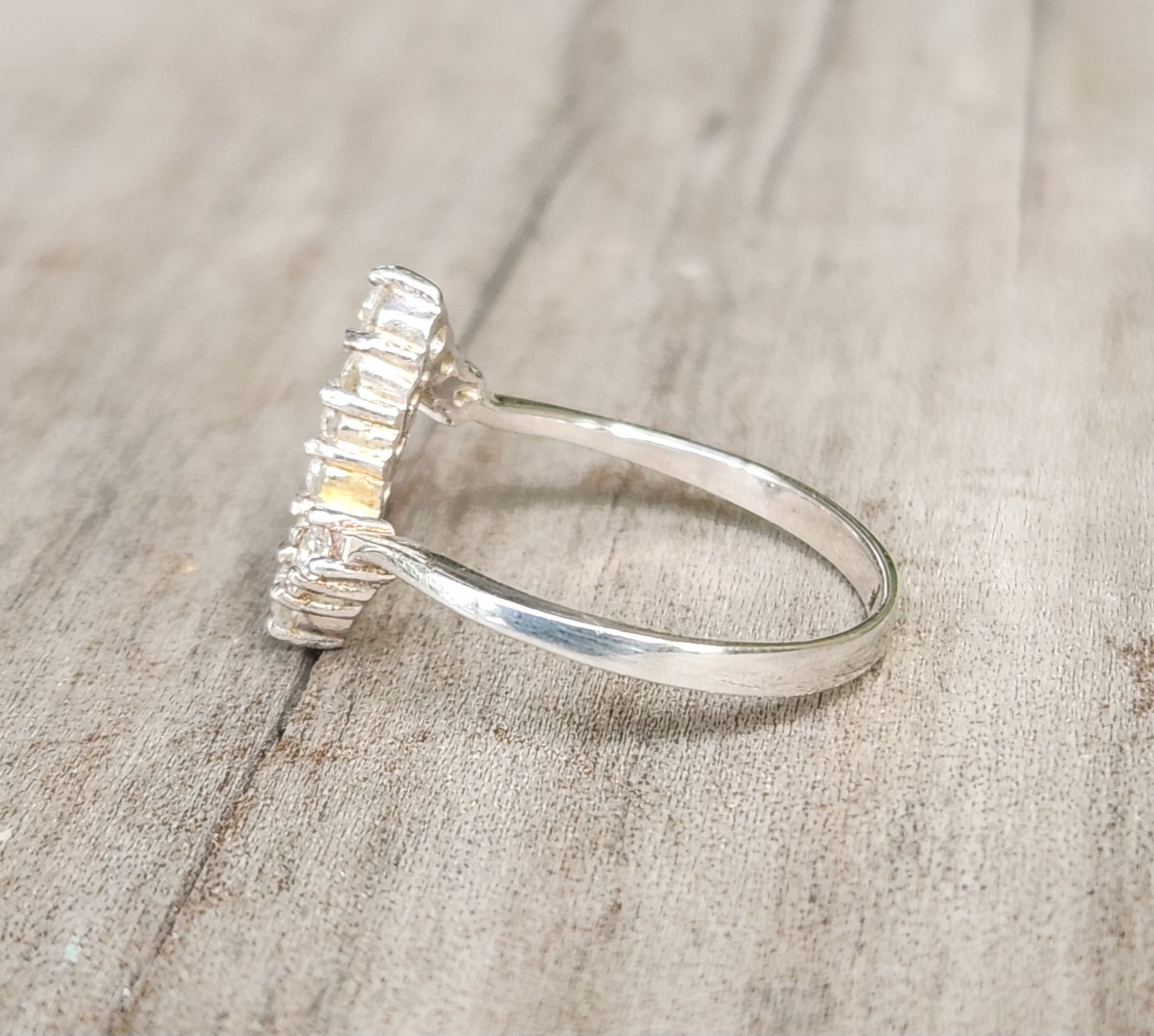 Small Cz ring,925 sterling silver, dainty pinkie ,Cubic zirconia ,handmade, ring,goddess,boho