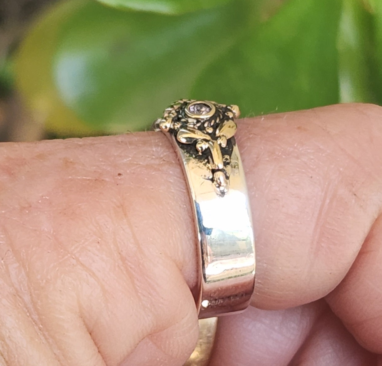 Gold and silver ring,9k gold & 925 sterling silver,two tone band,cz, filegree ornate top on silver band