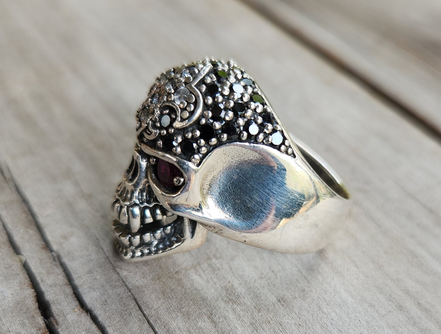 Skull ring,925 sterling silver bling,cubic zirconia,rockabilly,handmade,mens fashion,chunky ring,pirate