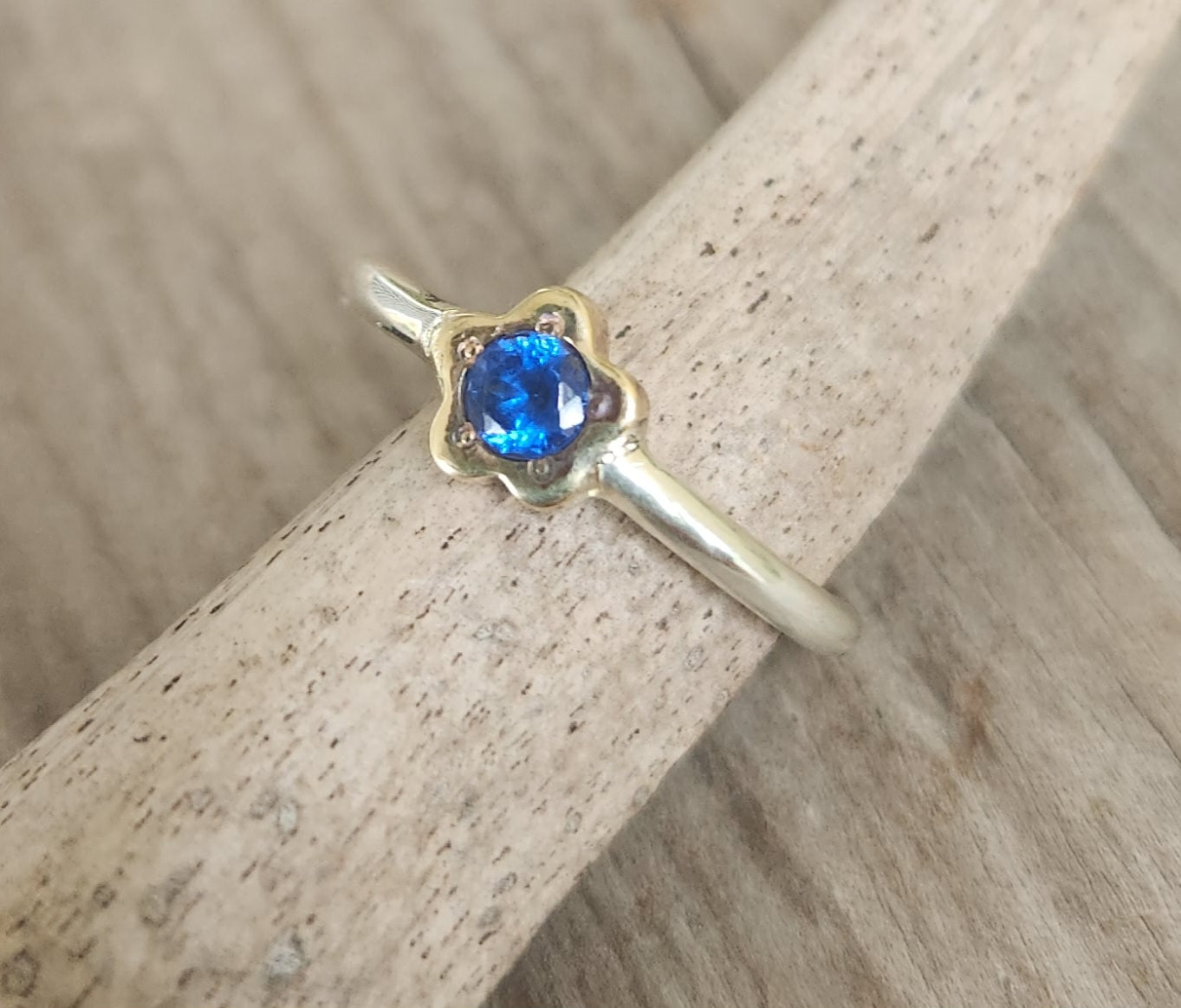 Two tone flower stacking ring,solid 9k gold and sterling silver,mixed metal thin stacker band ,