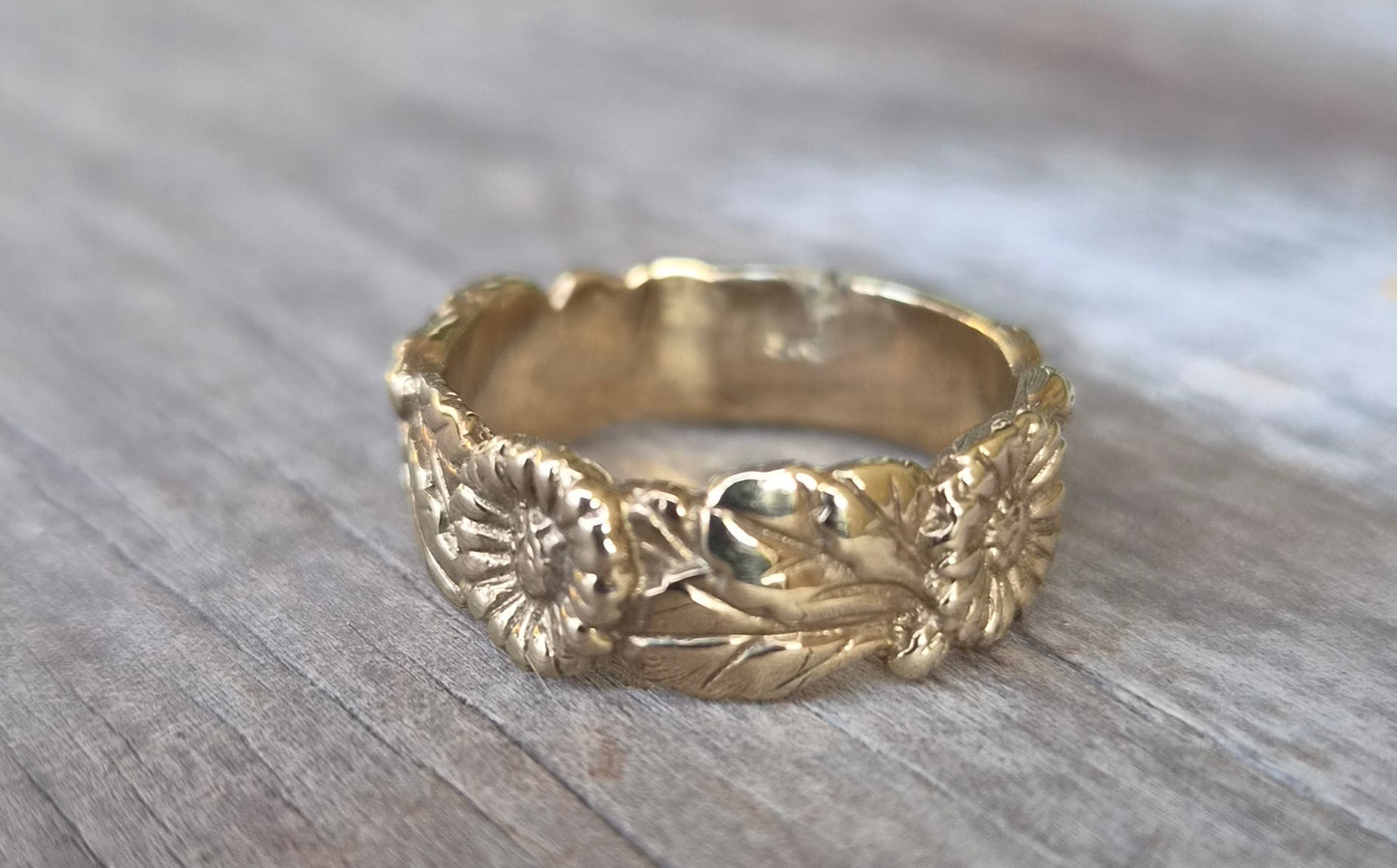 Gold sunflower ring,9ct/9k gold,solid not plated,woodland,