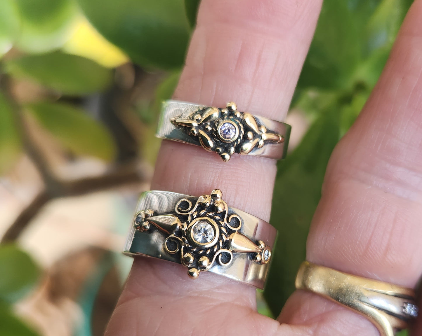 Gold and silver ring,9k gold & 925 sterling silver,two tone band,cz, filegree ornate top on silver band
