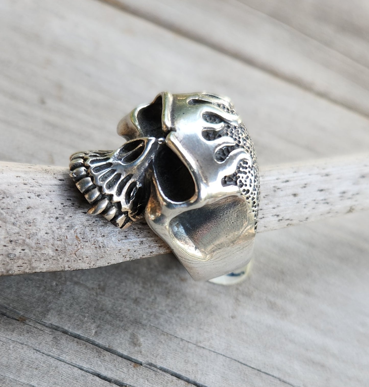 Skull flame ring,925 sterling silver,kustom kulture roth flame,muscle car, steampunk,gothic, punk,small skull ring,hipster