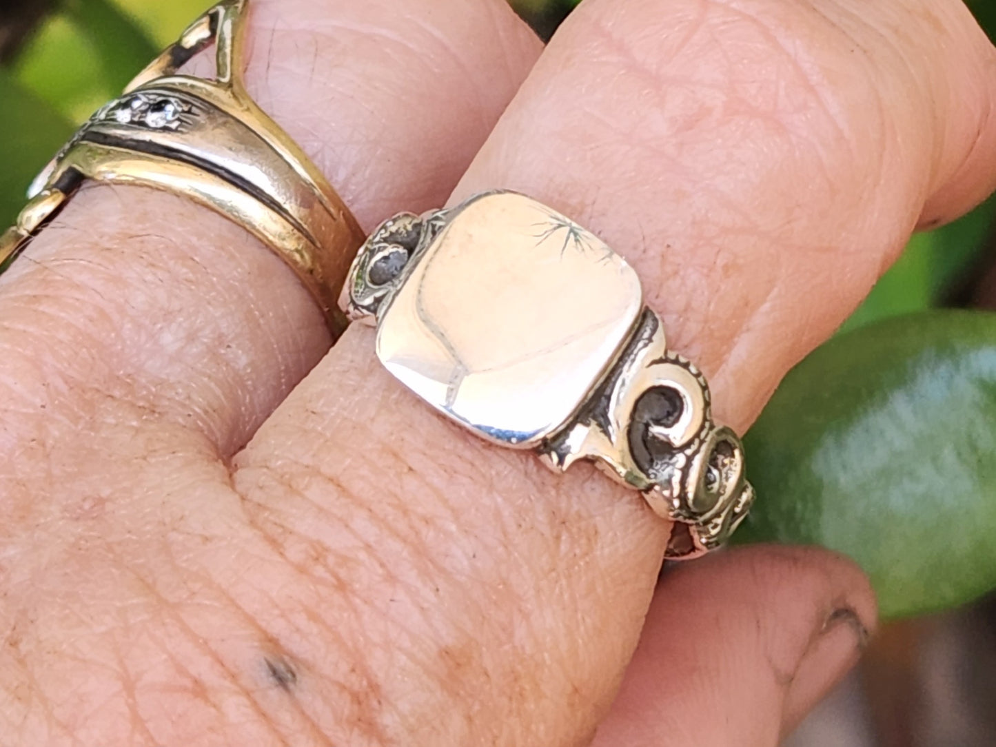 Small square signet ring,925 solid sterling silver,pinkie ring, plain signet,fine,lightweight sq top silver ring