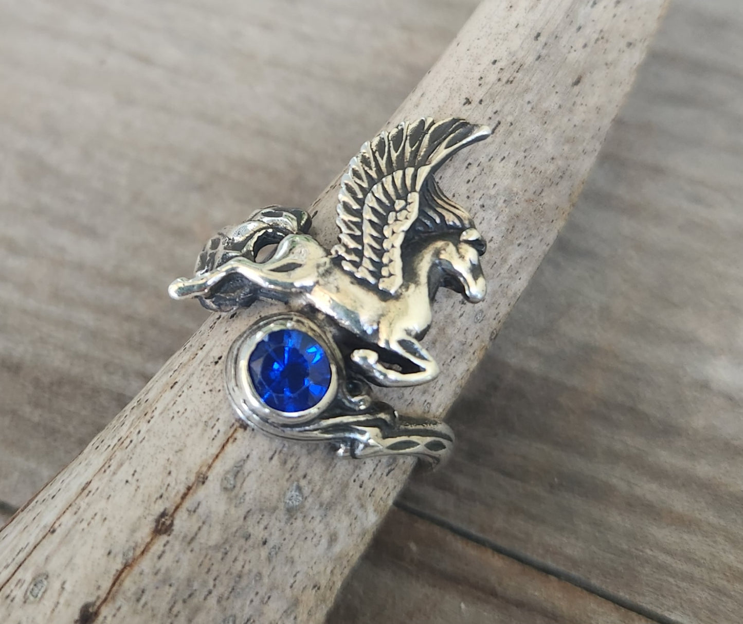 PEGASUS ring,green onyx,sterling silver,mythical horse, unicorn, fantasy,new age,magic,mystical, boho,hippy,gypsy, art nouveau,handmade,