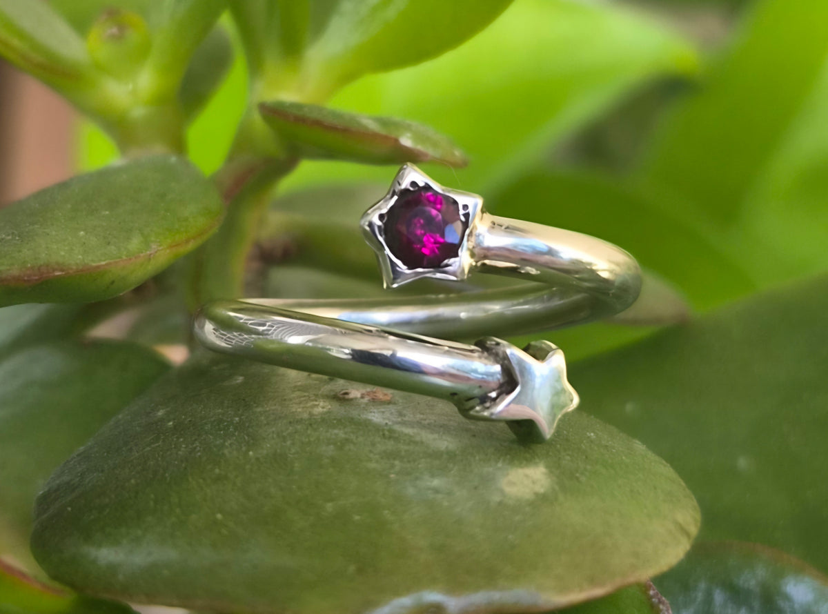 Star cz ring,925 sterling silver,3mm adjustable band,crimson red cubic zirconia