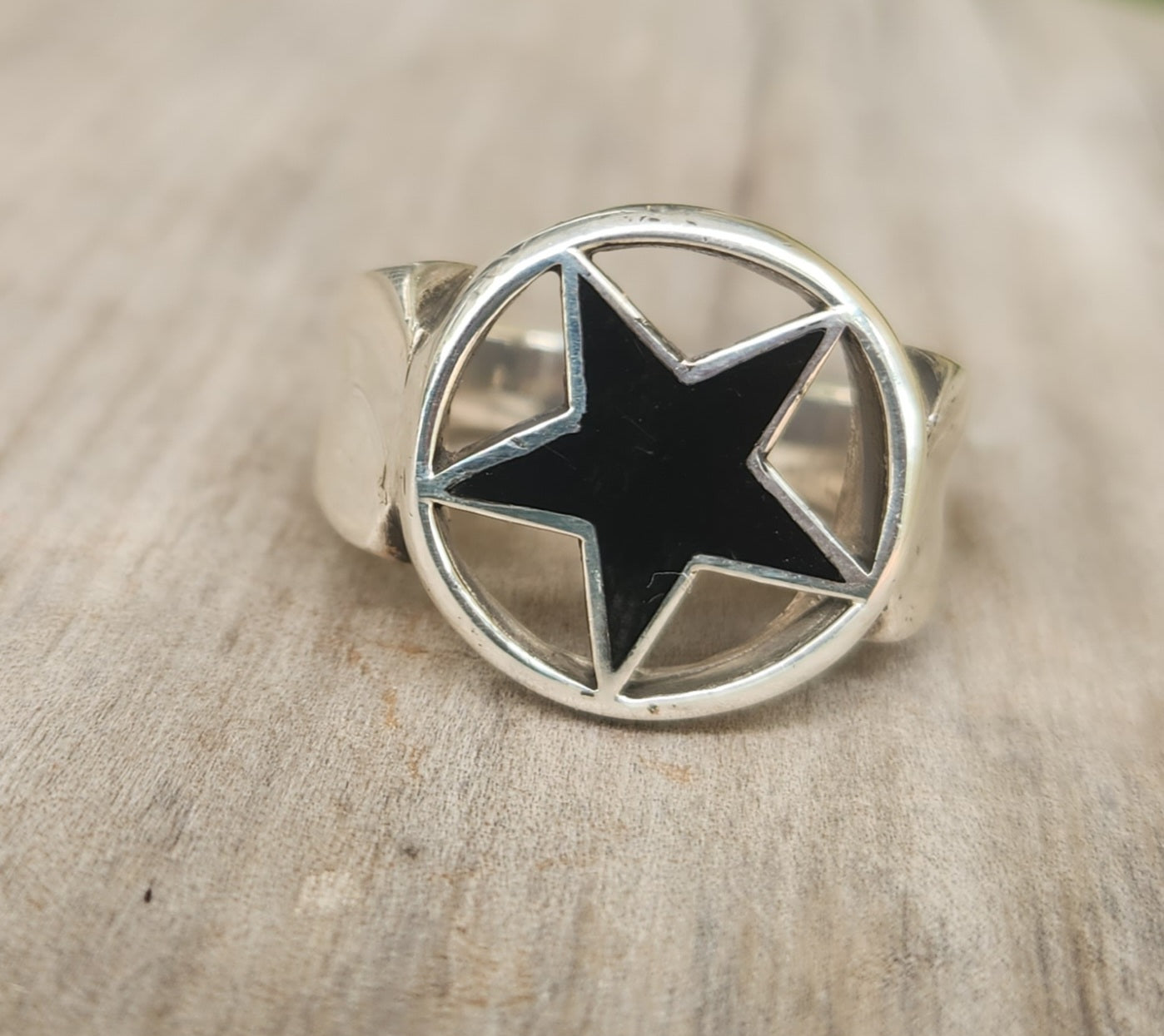 Large star ring,Sterling silver,black enamel star,chunky ring,caltex star,five pointed star,chunky ring,unisex,boho,hipster