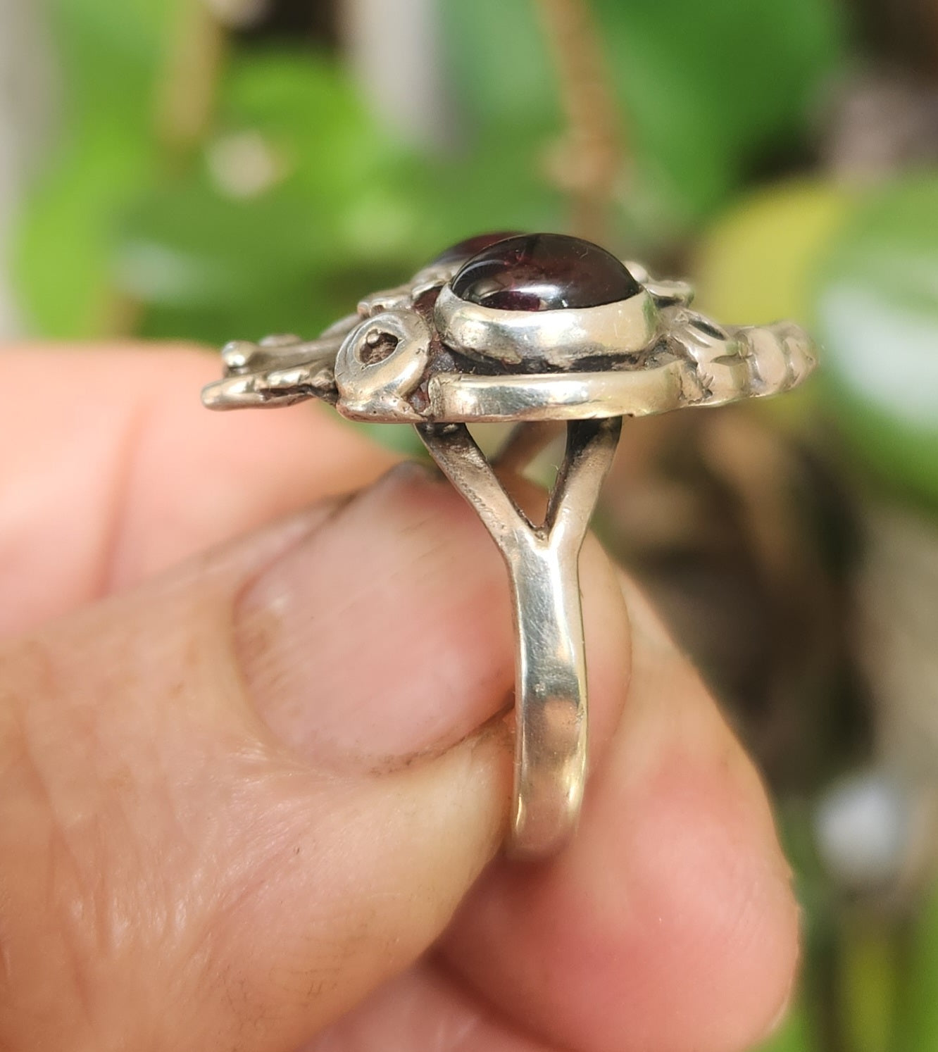 Garnet ring,leaf ring, sterling silver, flower,rockabilly,long ring,boho,gypsy,tribal
