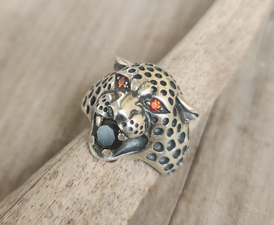 Cheater ring,sterling silver,leopard,lion,tiger,Leo,animal,handmade,hipster,boho,womens fashion