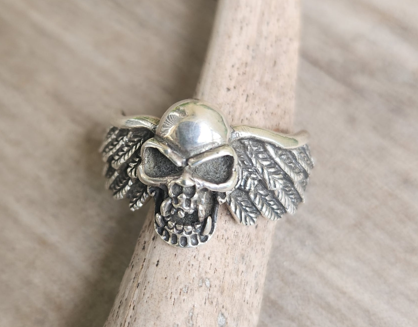 Skull winged ring,925 sterling silver, hells angel,unisex ring ,steampunk,vampire gothic, punk, solid sterling silver,heavy,hipster