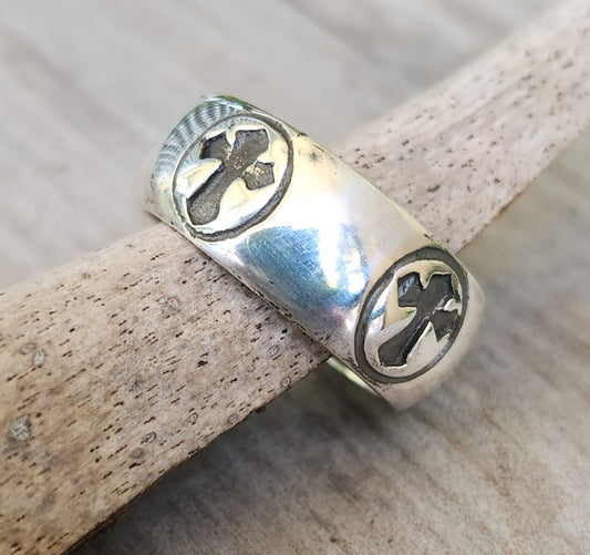 Gothic cross ring,925 sterling silver,wedding band, steampunk gothic punk sterling silver ring