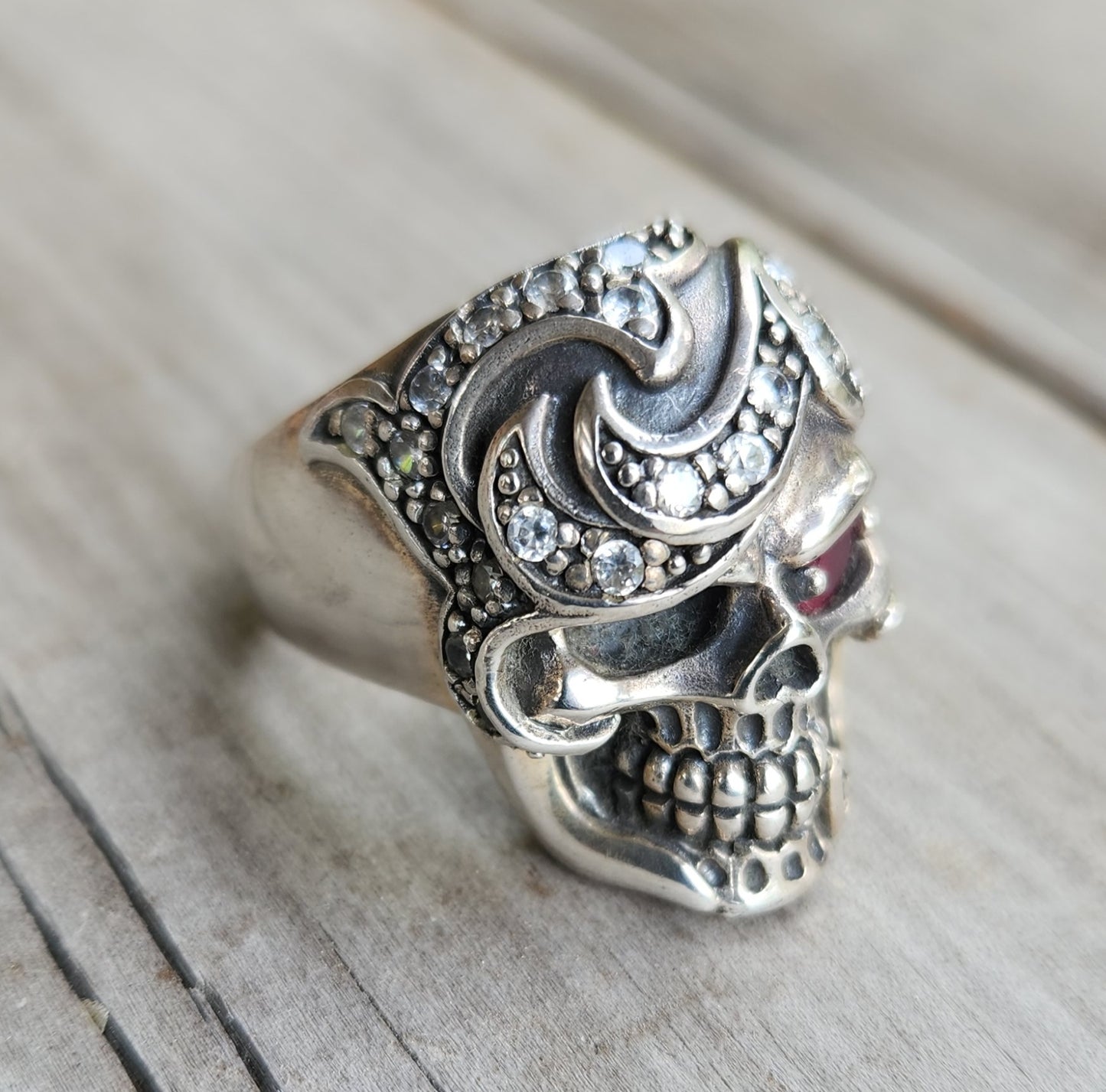 Skull ring,925 sterling silver bling,cubic zirconia,rockabilly,handmade,mens fashion,chunky ring,pirate