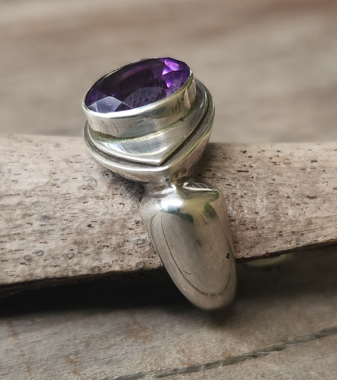 Amethyst ring,925 sterling silver,chunky eye shaped design.simple and modern,handmade, ring,goddess,boho
