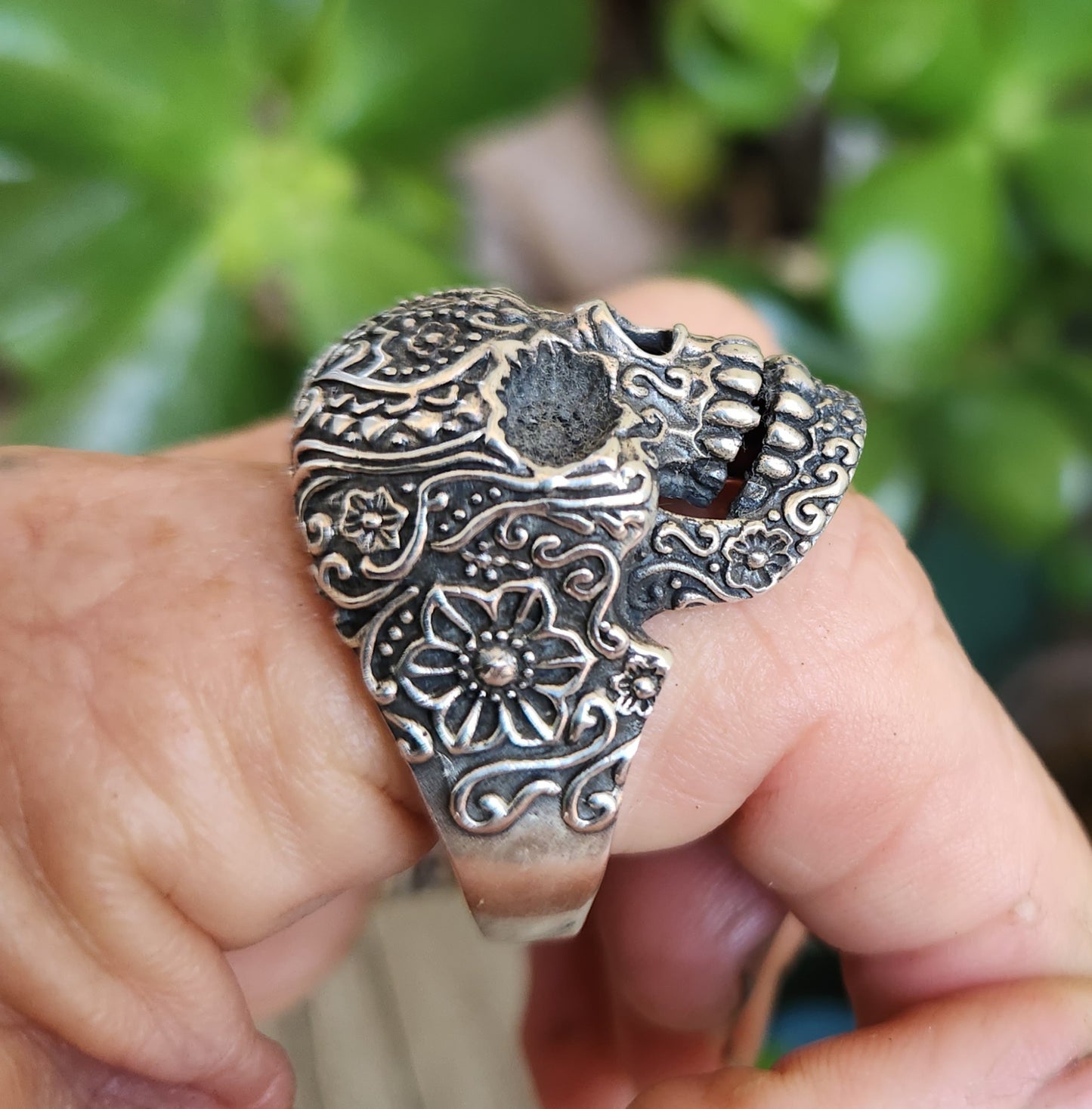 sugar skull,925 sterling silver,day of the dead, skull,steampunk,gothic, punk,large skull ,long silver ring,handmade,