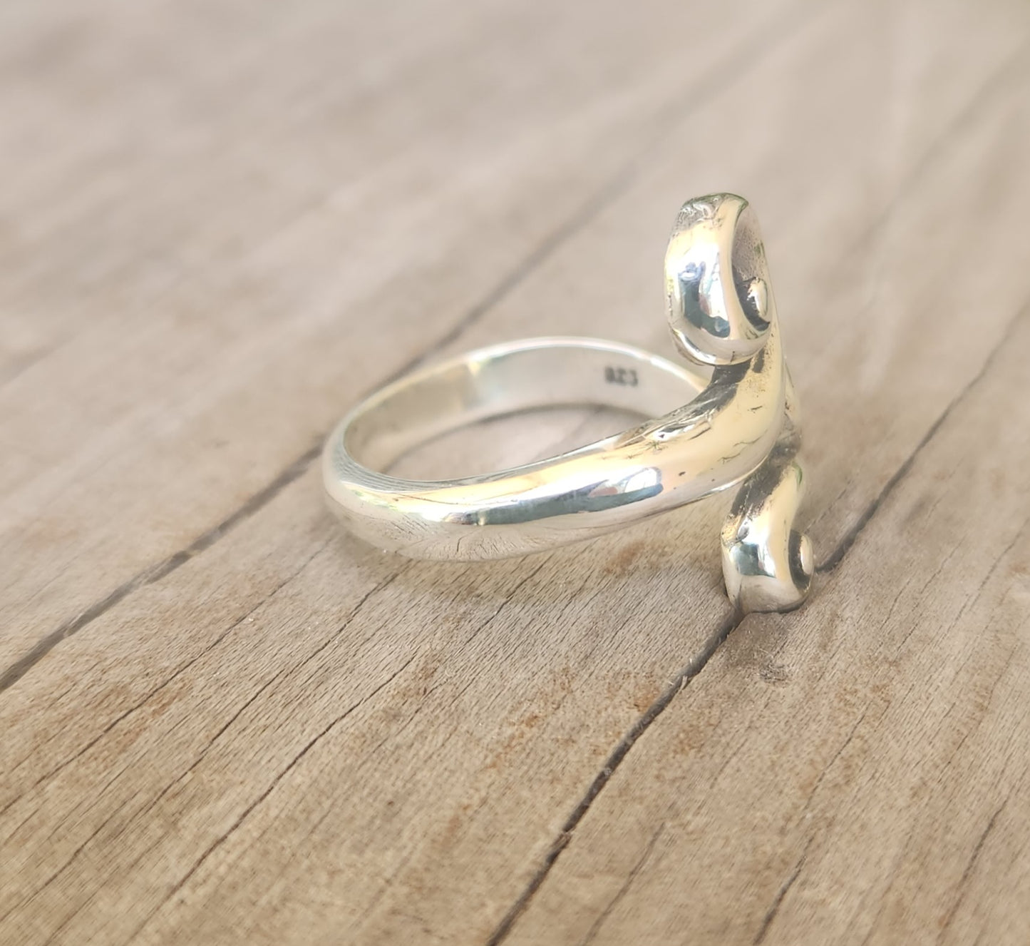 Long silver scroll ring,925 sterling silver,swirl ring,wedding,handmade,goddess,boho,steampunk gothic, art nouveau,deco,celtic,tribal,vintage