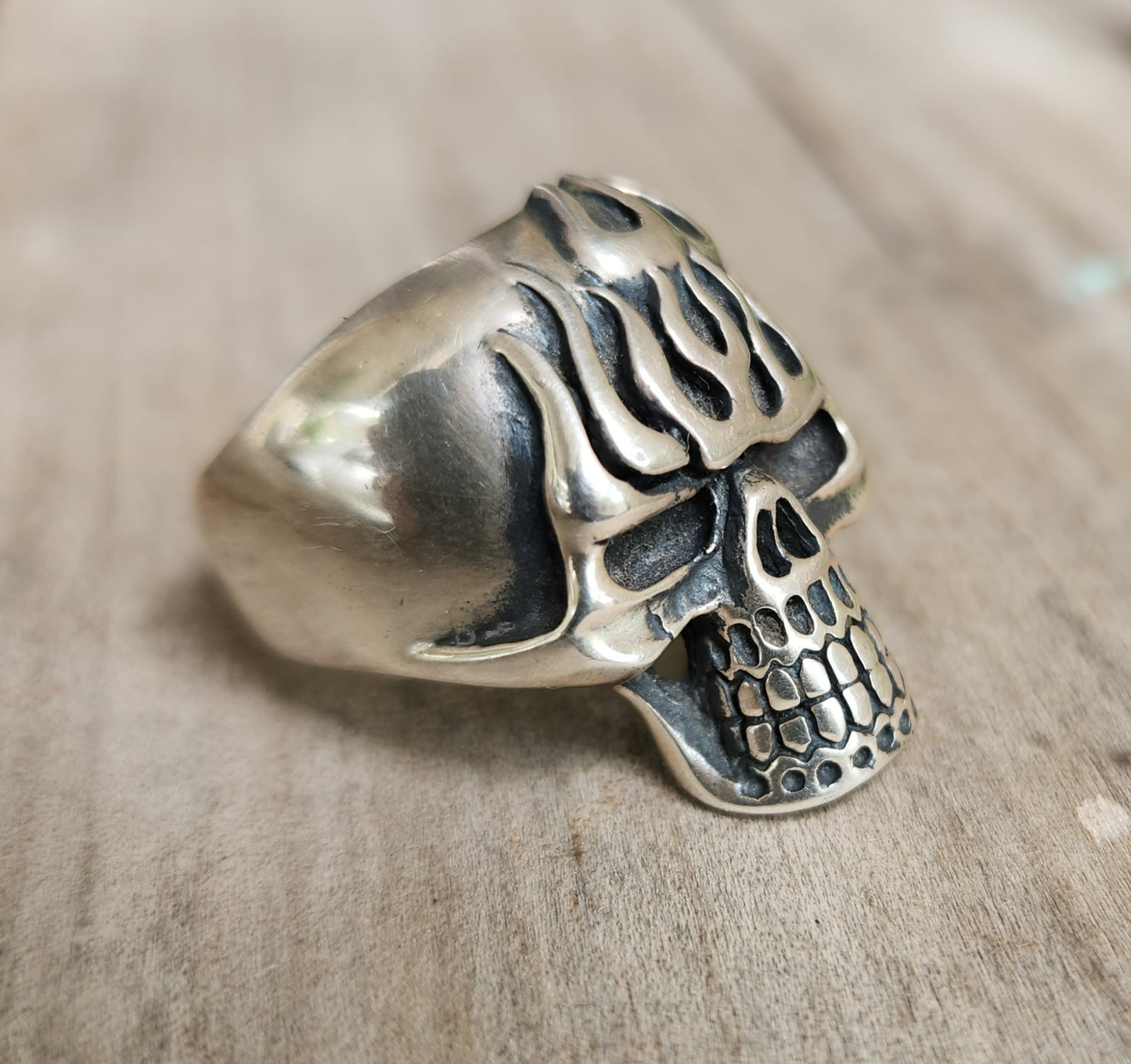 Skull flame ring,925 sterling silver,kustom kulture roth flame,muscle car, steampunk,gothic, punk,small skull ring,hipster