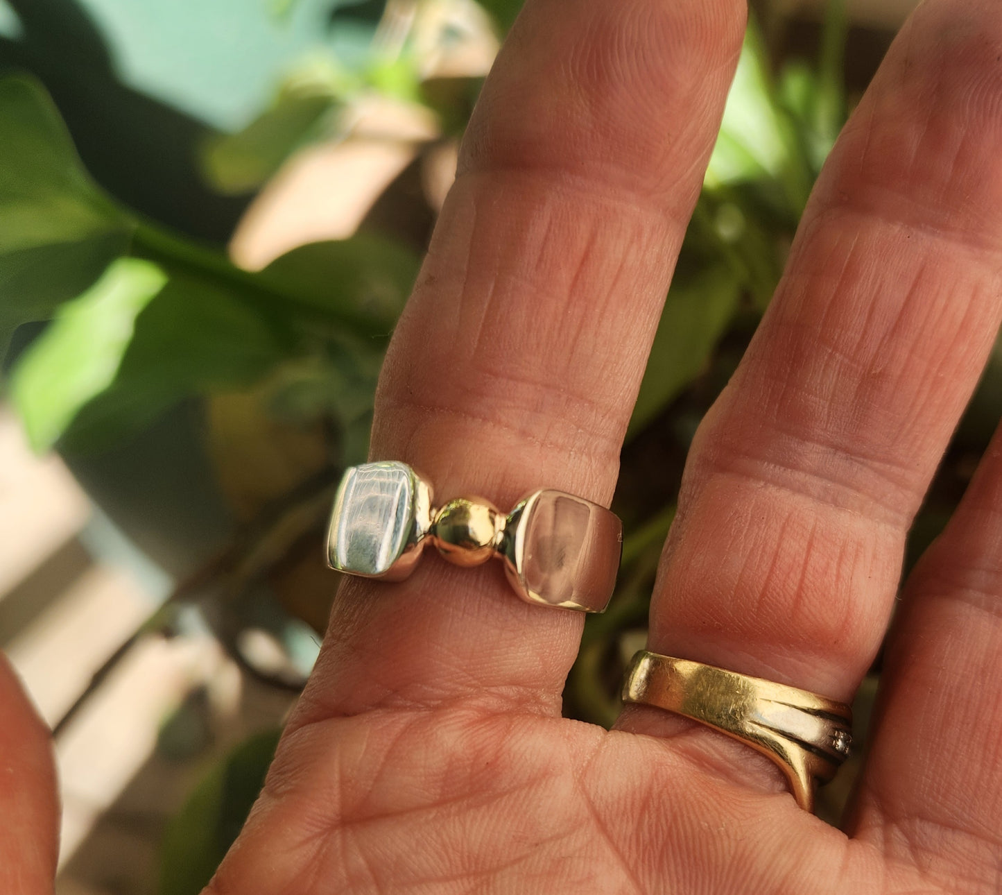 9k ball ring,925 sterling silver,two tone band,mixed metal band