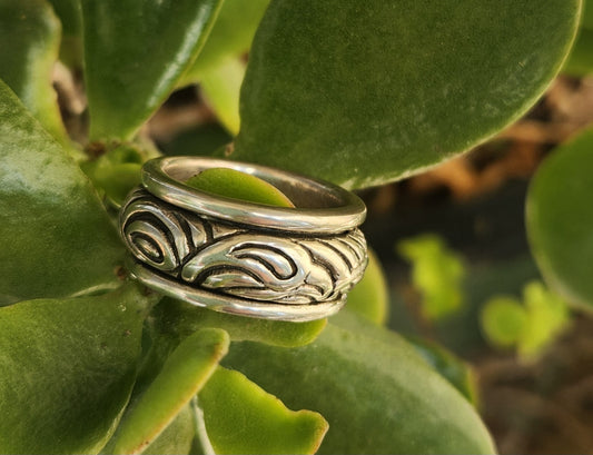 Wide ring,chunky spinner,solid ring,sterling silver,tribal,celtic worry ring,wedding,dress, chunky ring,scroll,bespoke