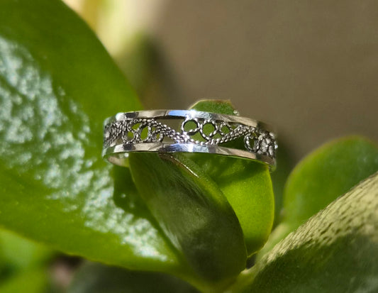 Silver filegree ring,925 sterling silver band,vintage stackable band,boho,goddess,wedding