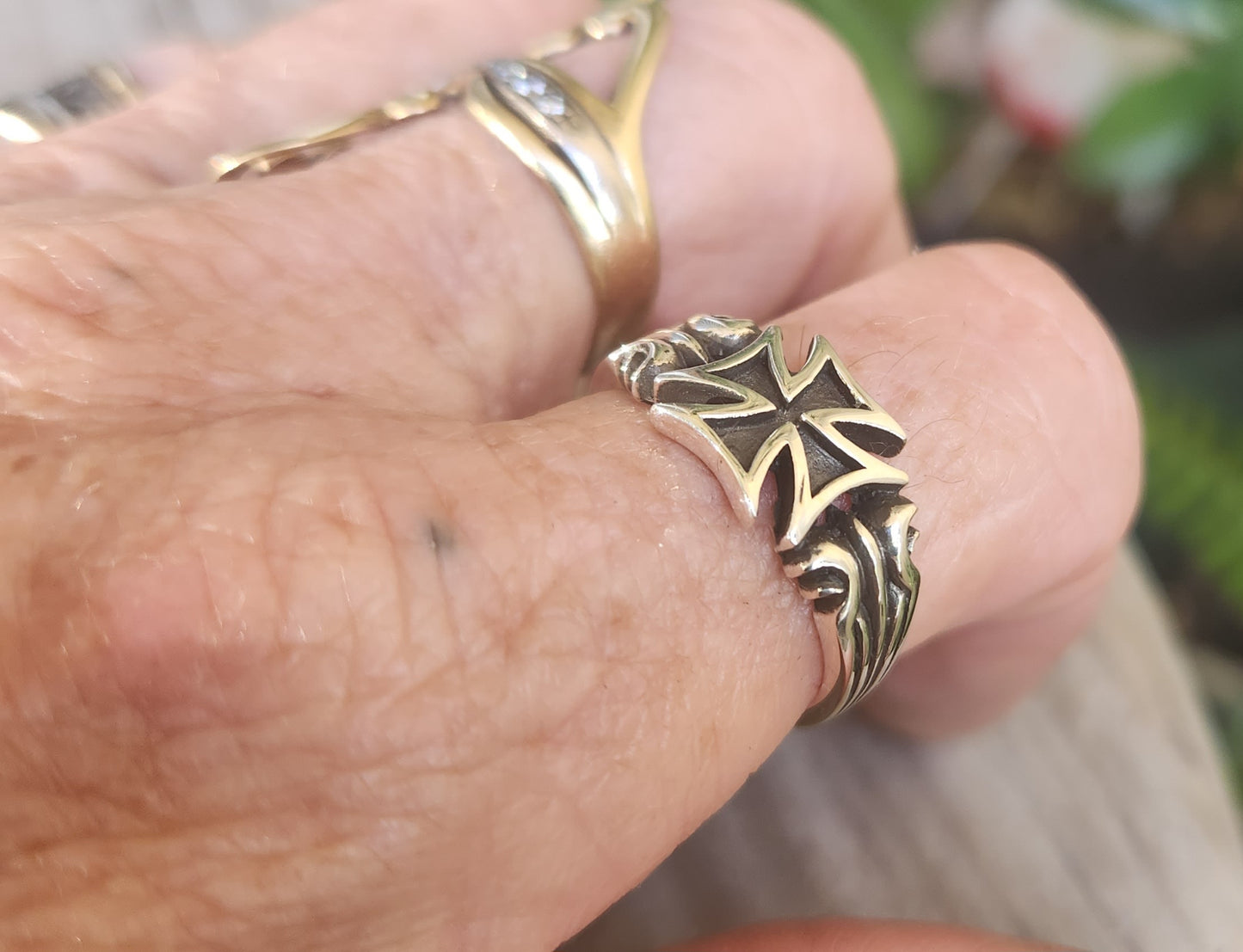 Small maltese cross ring,sterling silver,pinkie ring,even sided cross, steampunk,gothic, Celtic cross,even sided cross,knights templar,pinkie ring