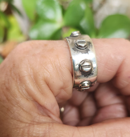 Rustic mechanic screw ring,925 solid sterling silver,16 gms industrial,chunky ring,mechanic, nugget,men's fashion,steampunk,handmade,rockabilly,hipster
