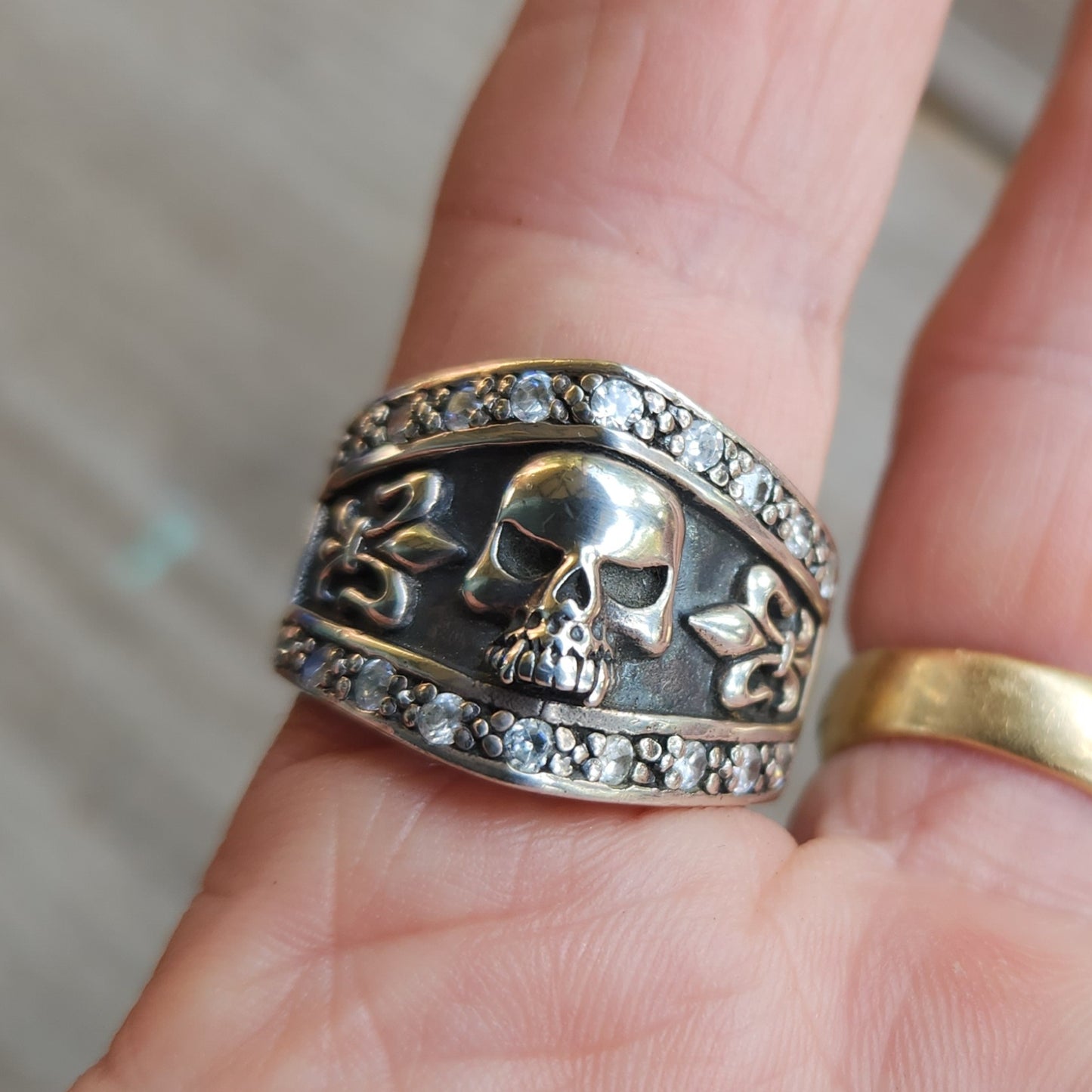 Skull ring,925 sterling silver bling,cubic zirconia,rockabilly,handmade,beautiful detail ring,pirate