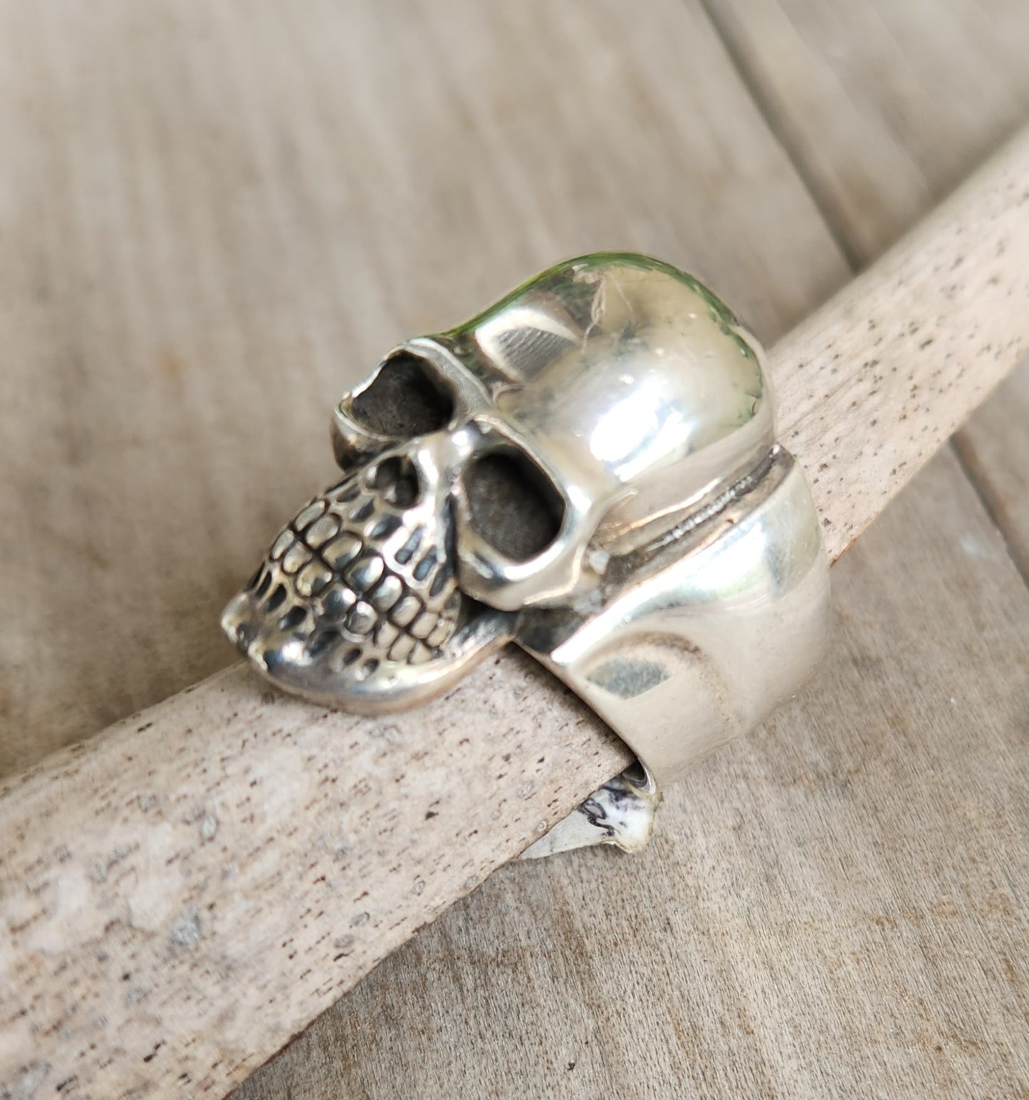 Long silver skull ring,  925 sterling silver,heavy plain ladies skull ring, steampunk,pirate,gothic punk pirate