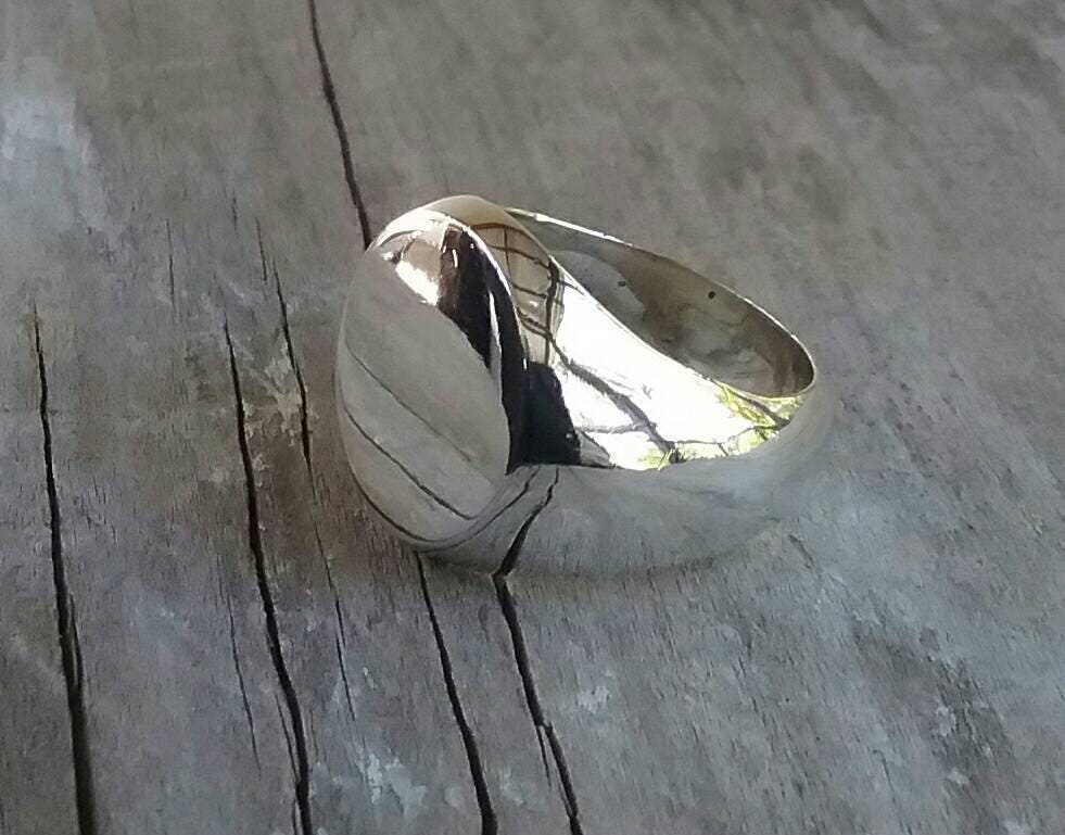 signet ring,solid sterling silver,round top,large plain signet,chunky mans ring,heavy,wide silver ring