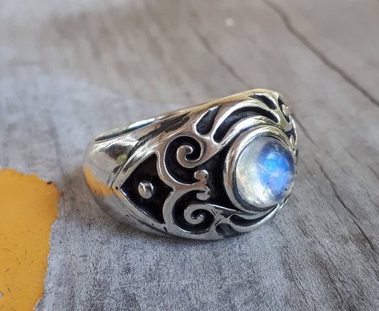 Moonstone ring,sterling silver,rainbow moonstone,dress ring,signet ,tribal,vintage,boho,hipster,handmade,mens fashion,wedding ring,chunky,
