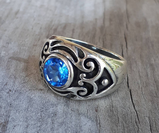 Blue stone ring,sterling silver,cubic ring,dress ring,signet ,tribal,vintage,boho,scroll,hipster,syn sapphire