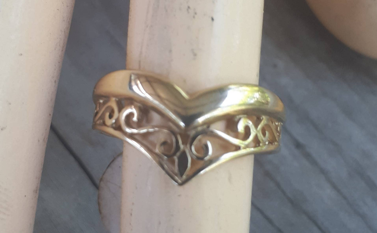 9k Gold chevron filegree ring,solid 9ct/9k gold,scroll,v ring,art nouveau, victorian,handmade,designer,boho,gypsy,wishbone,gold ring