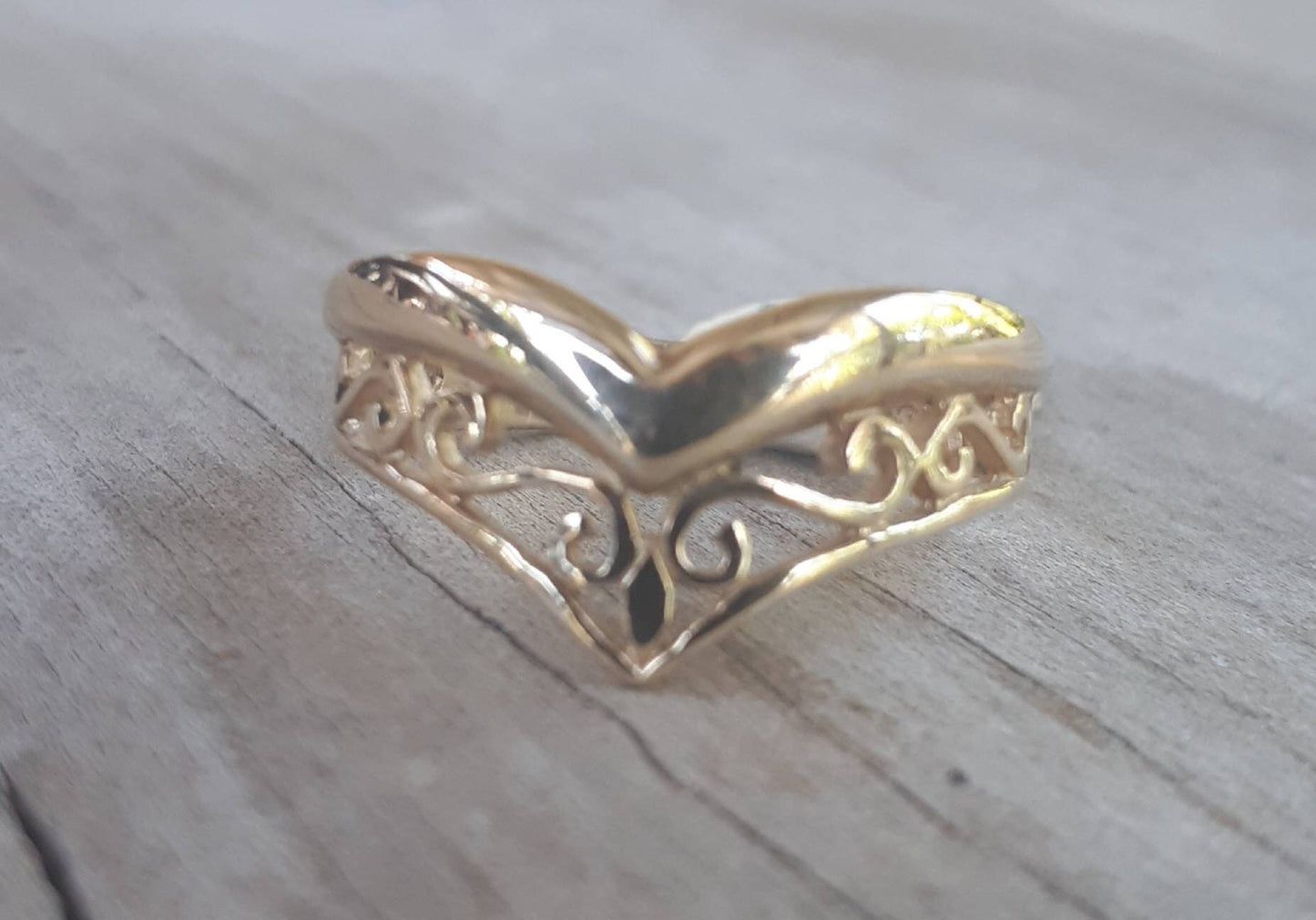 9k Gold chevron filegree ring,solid 9ct/9k gold,scroll,v ring,art nouveau, victorian,handmade,designer,boho,gypsy,wishbone,gold ring