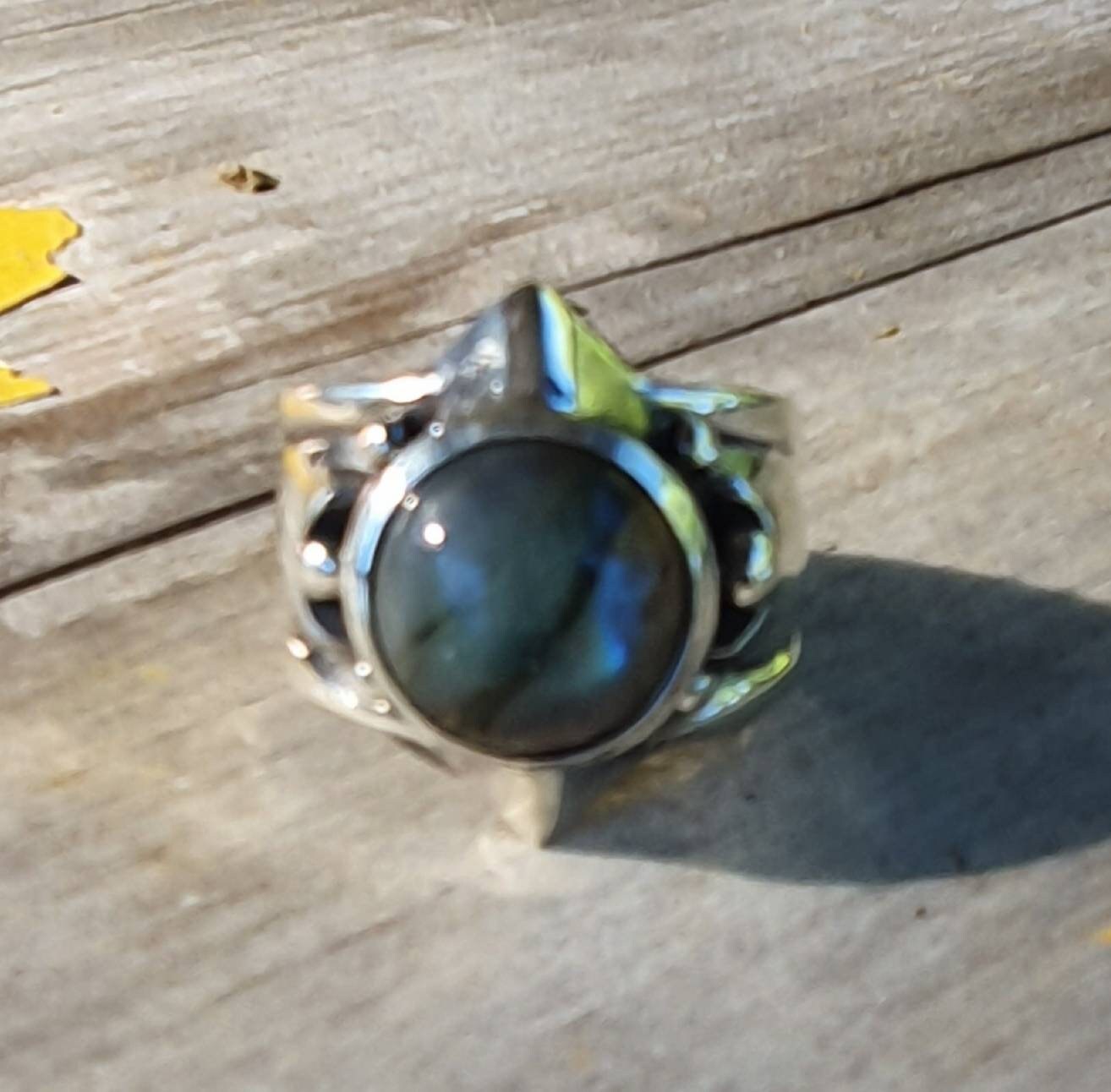 Labradorite ring,sterling silver,labradorite, chunky unisex ring,wedding ring,blue green stone,boho,gemstone ring,handmade, retro ,signet
