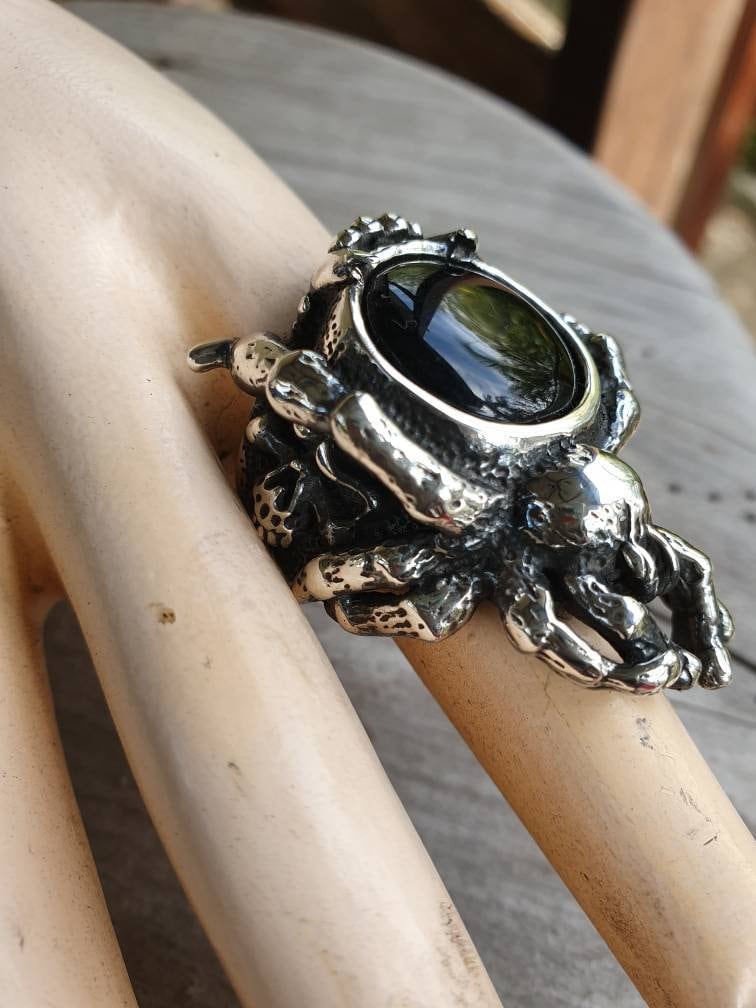 Spider,large chunky ring,sterling silver,insect,gothic,punk,unisex ring,rockabilly,hipster ring