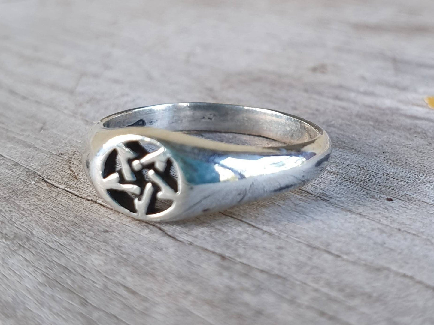 Silver moon pentagram ring