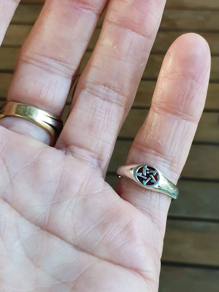 Silver moon pentagram ring