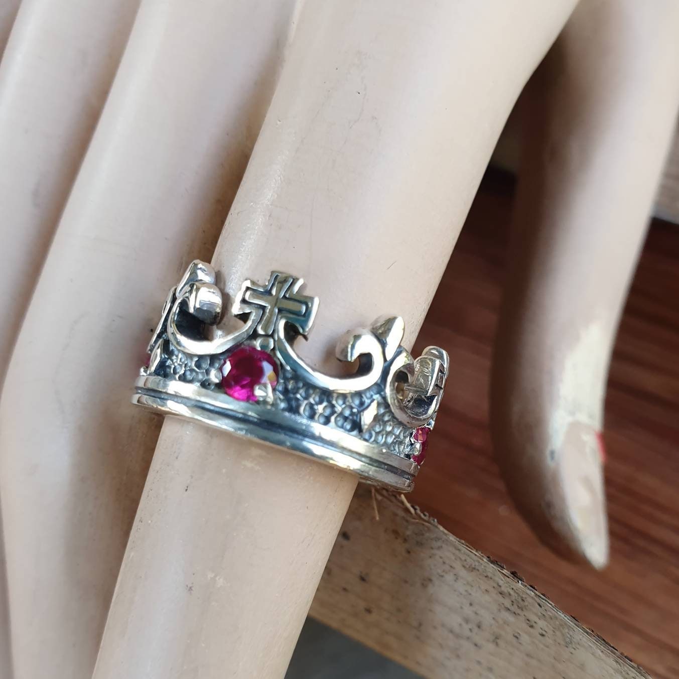crown ring,sterling silver,garnet,chunky ring,rockabilly, hipster,wedding band,steampunk gothic