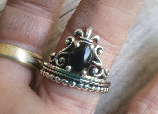 Onyx ring,vintage scroll,sterling silver,fluer d lili crown,steampunk,art nouveau,long ring, victorian,boho,gypsy,handmade,crystal