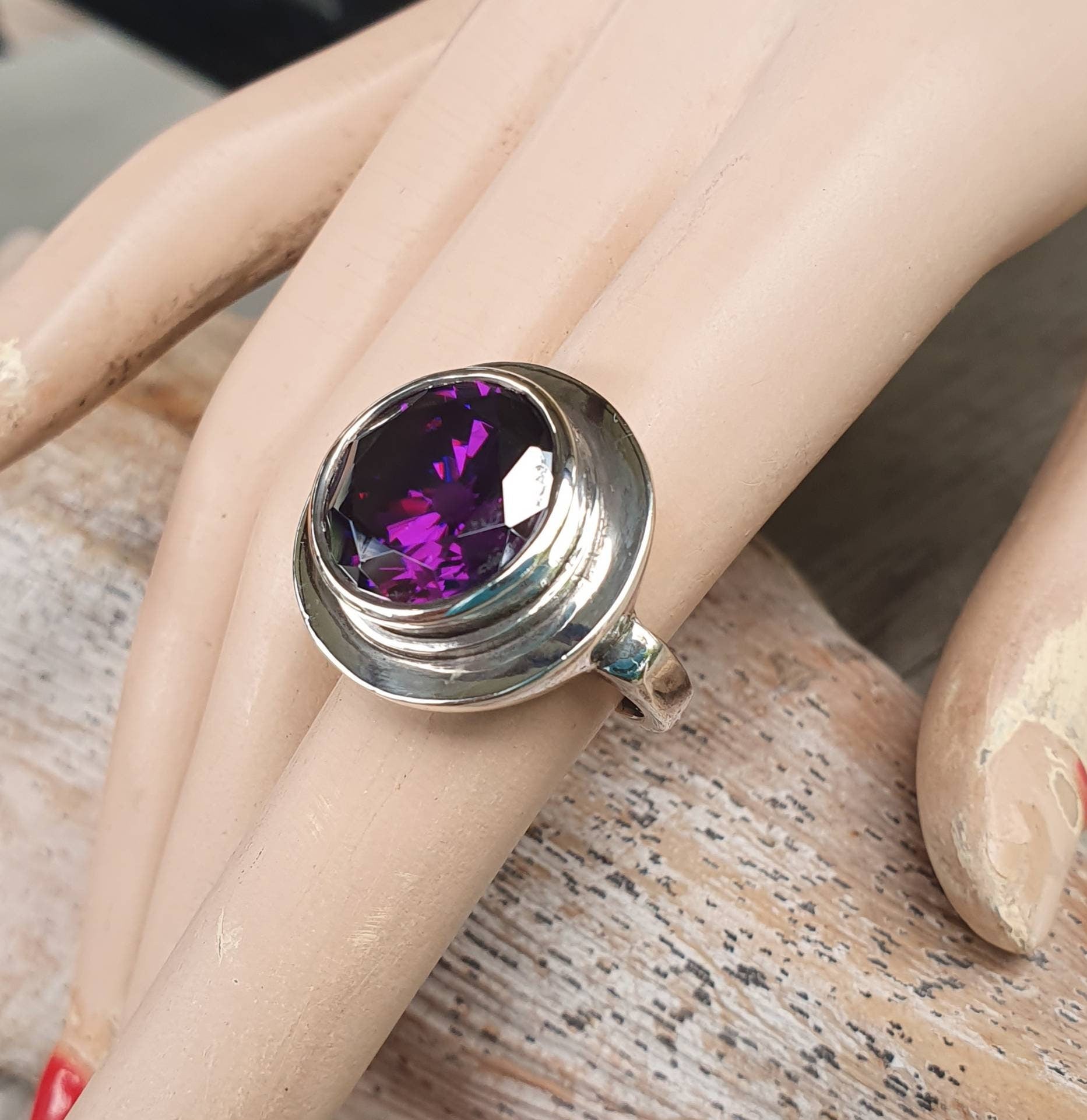 Red orange cz ring,sterling silver,chunky ring,zircon boho,gemstone ring,handmade,retro ring,modern,industrial