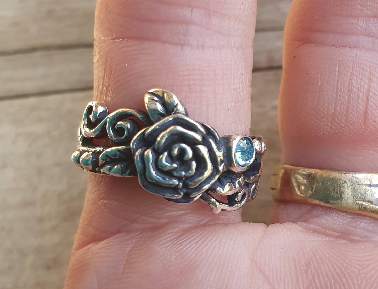 rose ring,sterling silver,blue crystal,flower,boho, steampunk,gothic,art nouveau ,victorian,vintage,handmade,gypsy,goddess,women fashion
