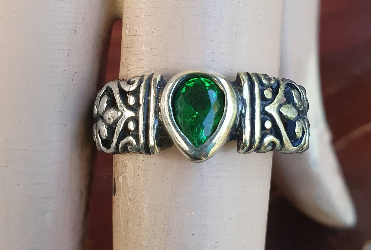 Filegree ring,sterling silver,green cz,flower,boho,handmade,gypsy,goddess,women fashion