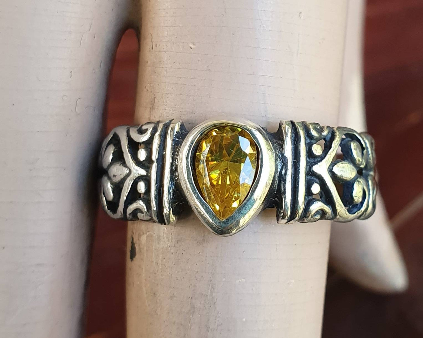 Filegree ring,sterling silver,green cz,flower,boho,handmade,gypsy,goddess,women fashion