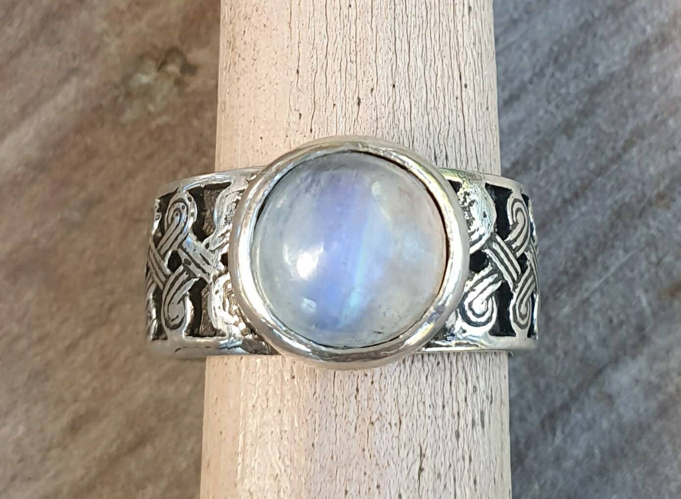Moonstone ring,Celtic band,sterling silver,tribal,ethnic,Maori, scroll ring,