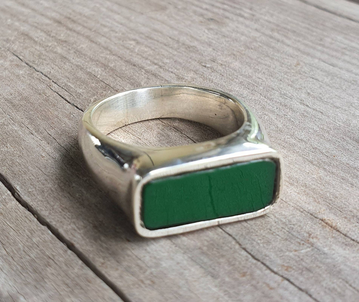 Rectangle ring,green acyrlic ring,sterling silver,chunky,handmade,Micheal Hutchence tribute,plain silver signet,Chunky,unisex