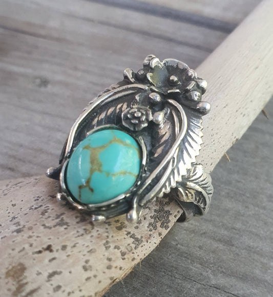 Turquoise ring,sterling silver,Navajo Indian style,flower,leaf,boho,gypsy,tribal,handmade,women's fashion