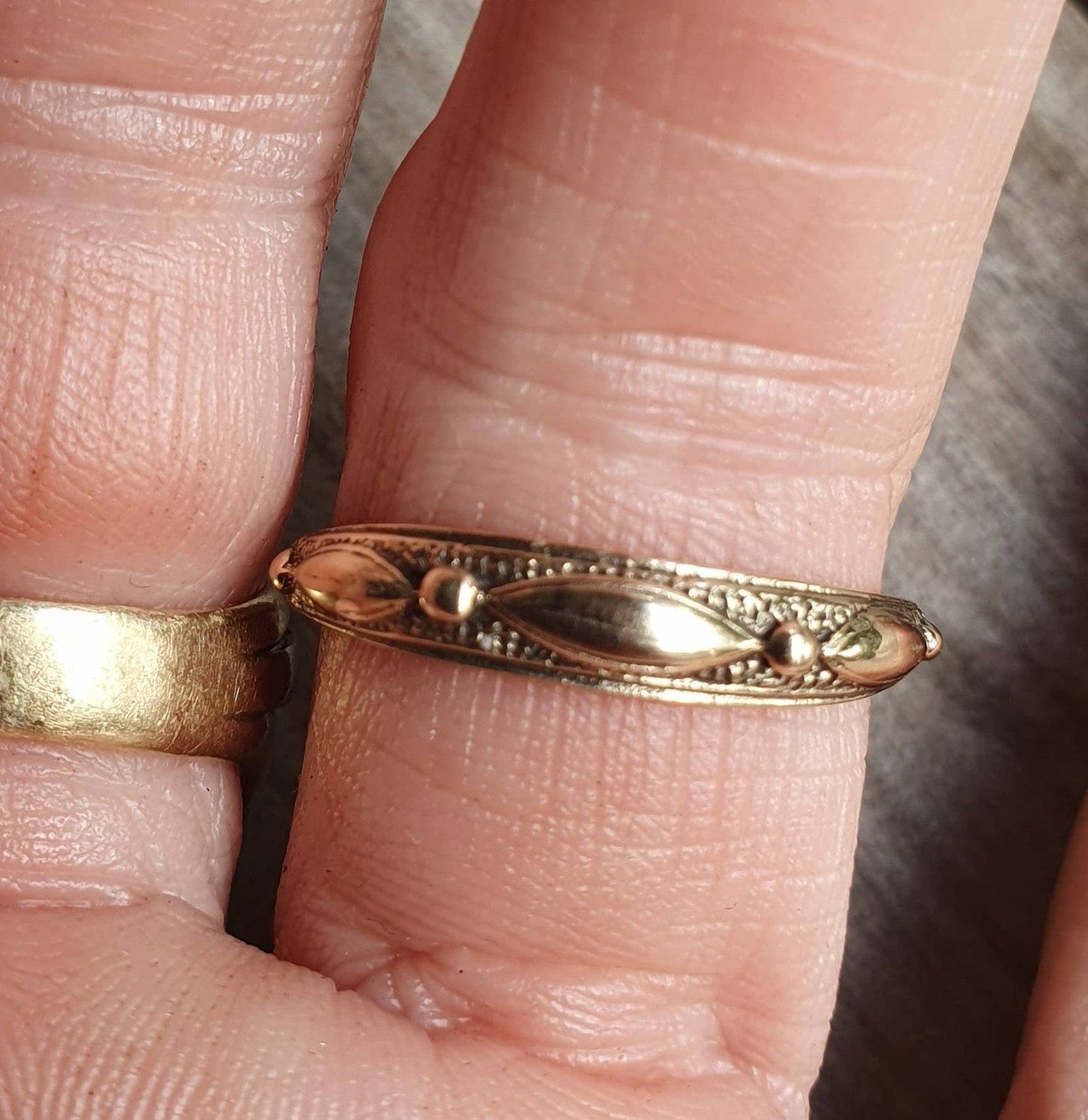 9k gold  stacker ring,4mm 9k, unique Stackerable,real 9ct gold band,fine gold band,boho rings,thin ring,