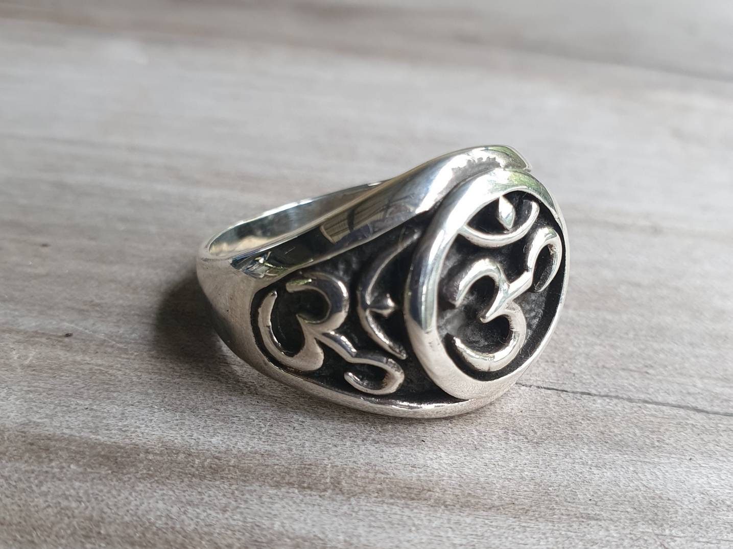 OM ring,sterling silver,signet ring, yoga,spiritual,budda, hindu, boho,new age,handmade