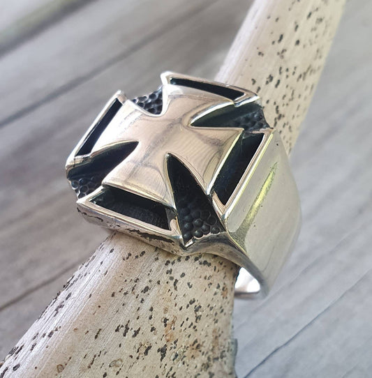 cross ring,even sided cross,sterling silver,celtic,steampunk, gothic,punk,chunky ring,mens fashion,hot rod,rockabilly, biker,