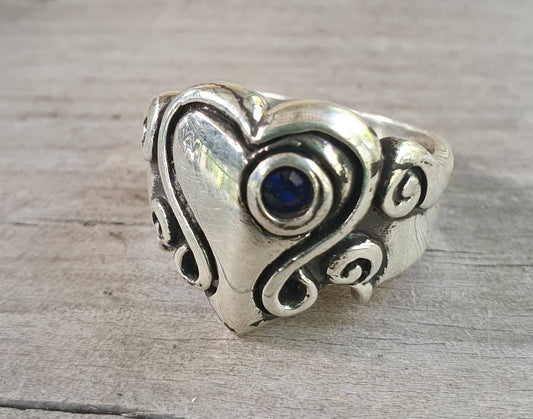 heart ring,925 Sterling silver,cz, cubic zirconia. sapphire,long ring,vintage steampunk,signet,art nouveau,handmade,boho,hipster,goddess,scroll,